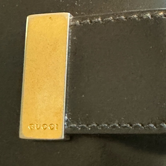 Gucci Vintage '90s Black Leather Tote in Fair Condition (interior peeling) - Picture 5 of 10